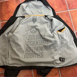 Overwatch Launch Edition “Soldiers Scientists Adventurers Oddities” Hooded Coat